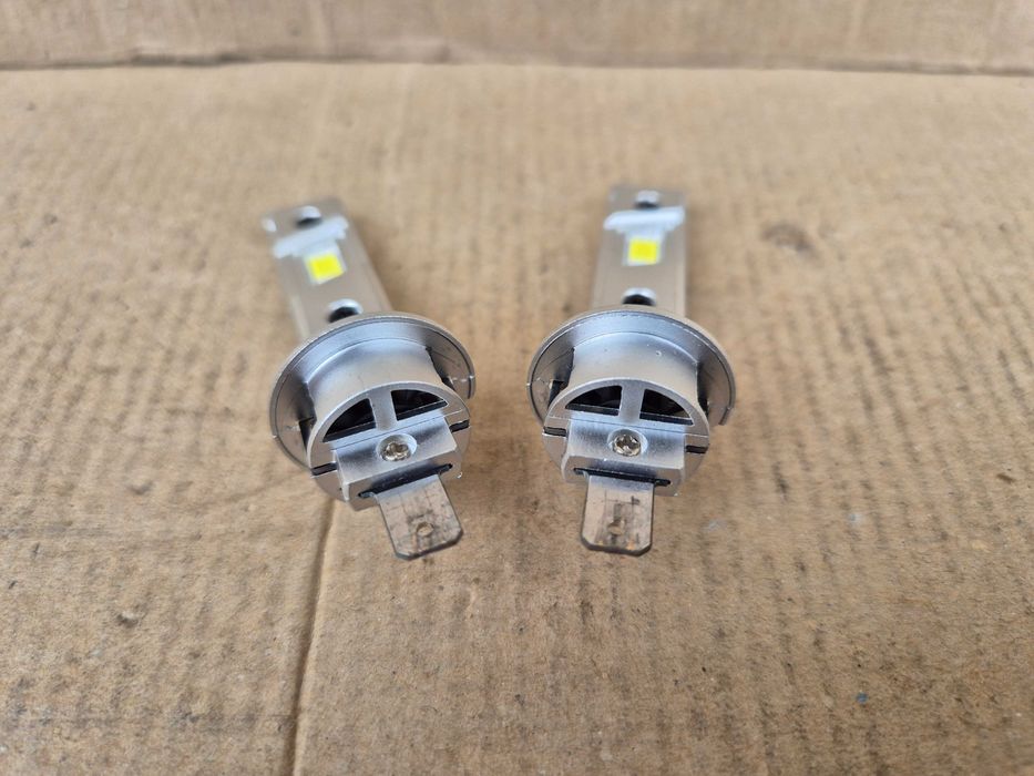 H1 LED крушки за автомобил