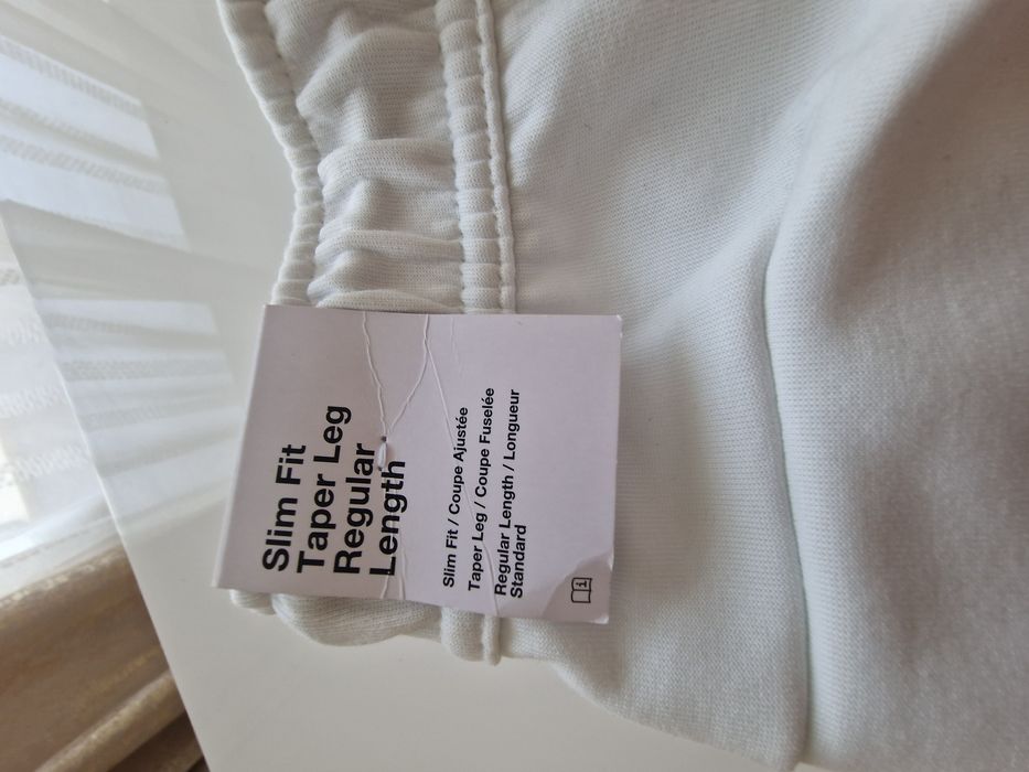 Pantaloni Nike Tech