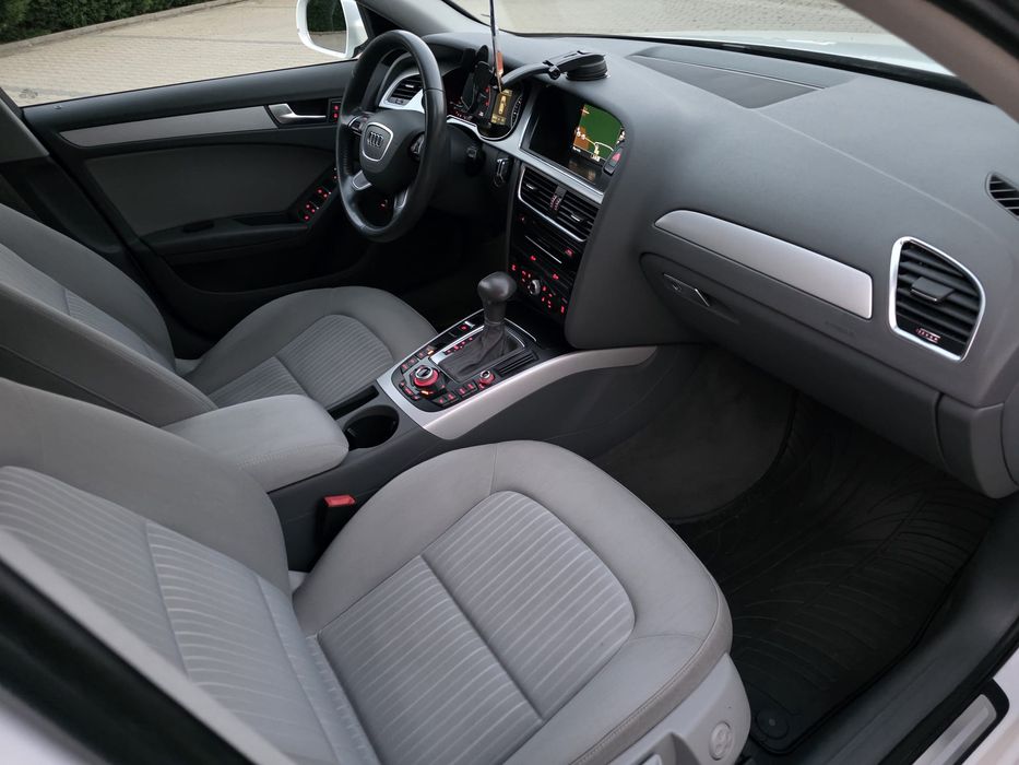 Vând Audi A4 S-line 2015 euro 6( 190) CP prețul este ușor negociabil