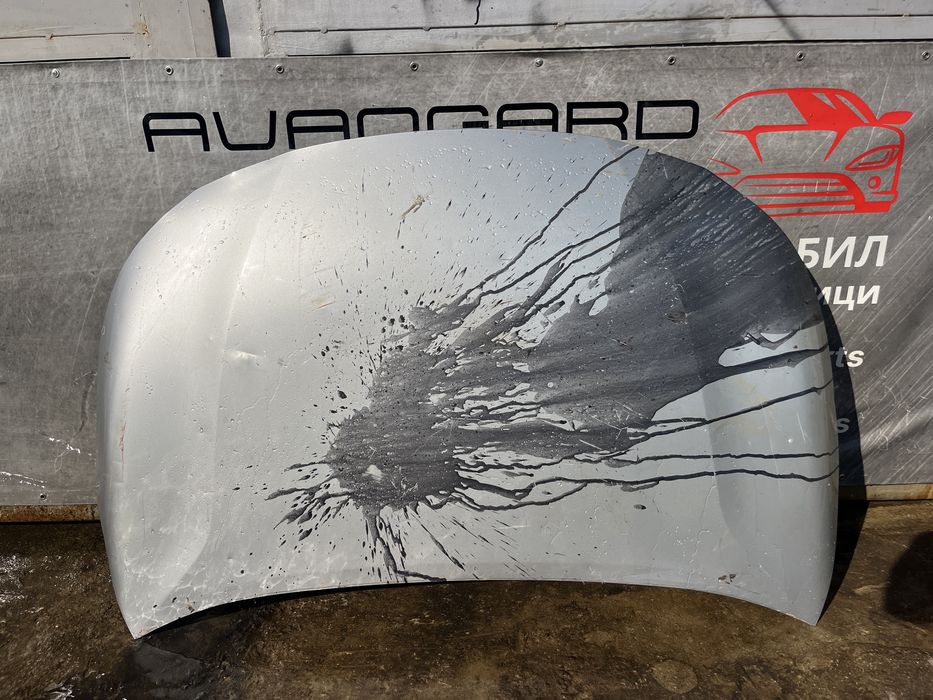 Капак Toyota Corolla 2023 хечбек