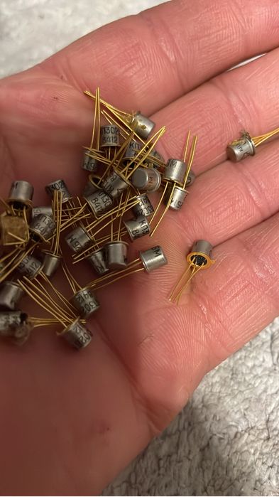 Радиодетали ,платы ,техсеребро