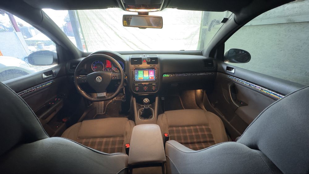 Volkswagen Golf 5 GTI