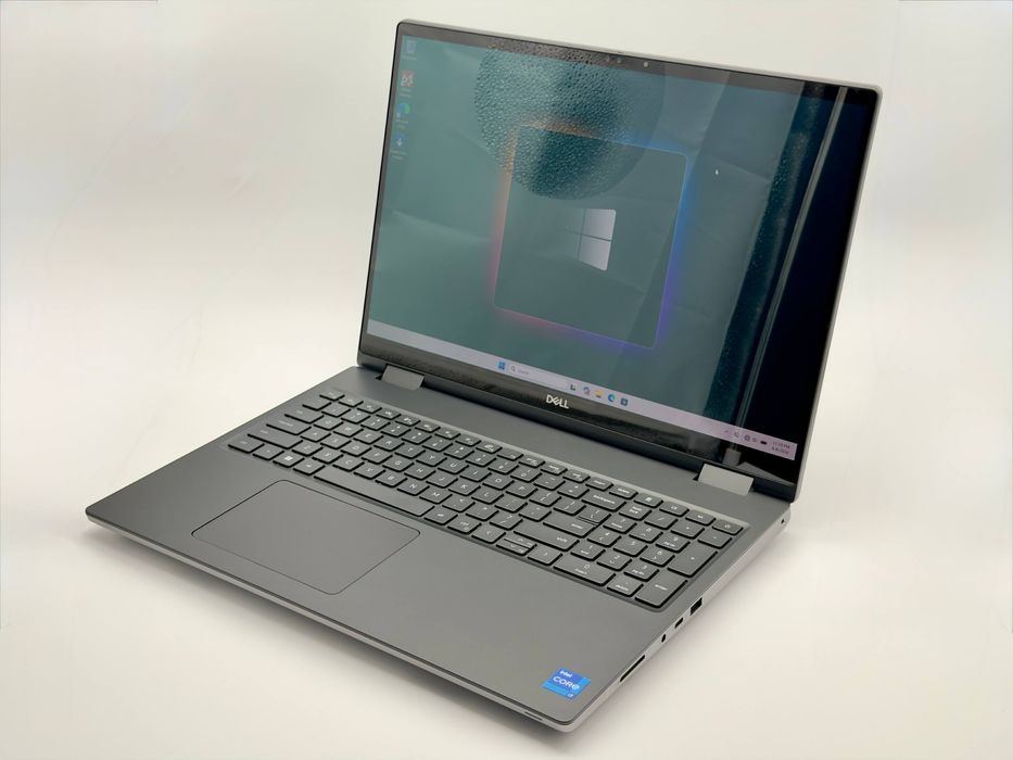 Dell Precision 7680-16OLED 4K 32gb RTX5000 Ada 16gb