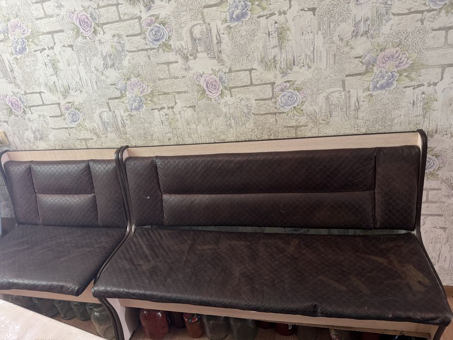 Продам кухонный уголок