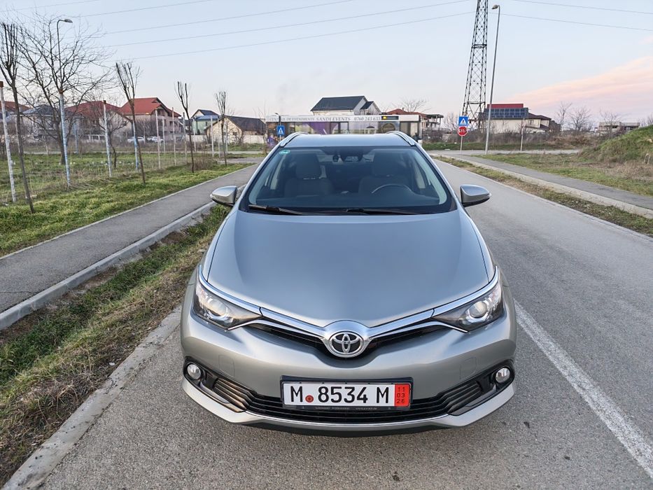 Toyota Auris 1,2 Turbo benzina fab. 2018, camera/ Line assist/ navi