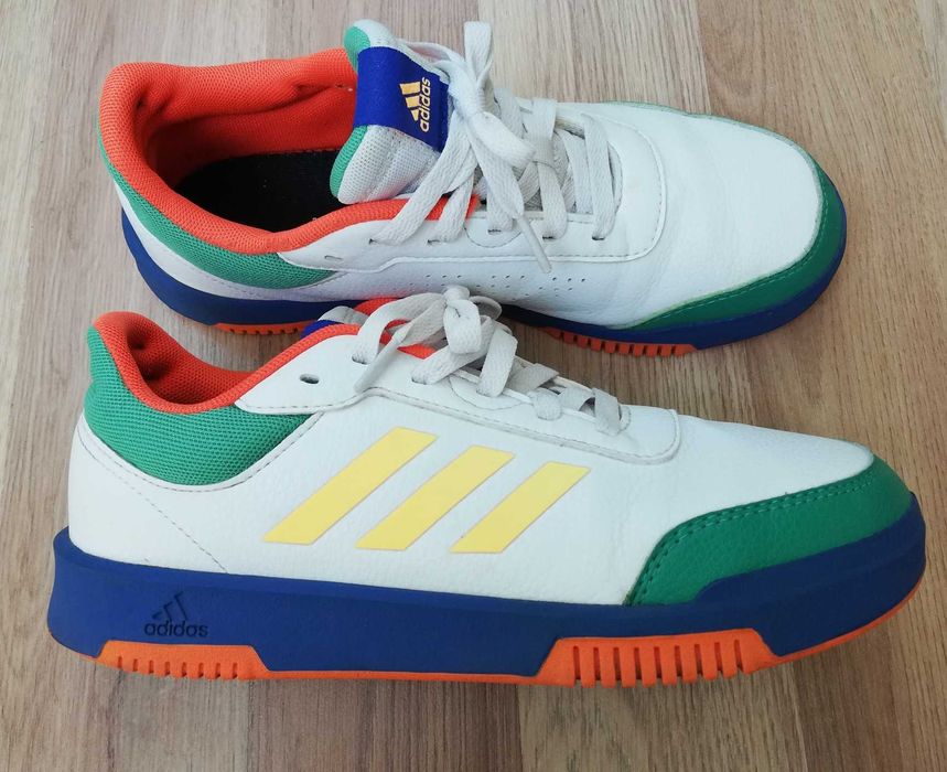 Маратонки на Adidas ном.38