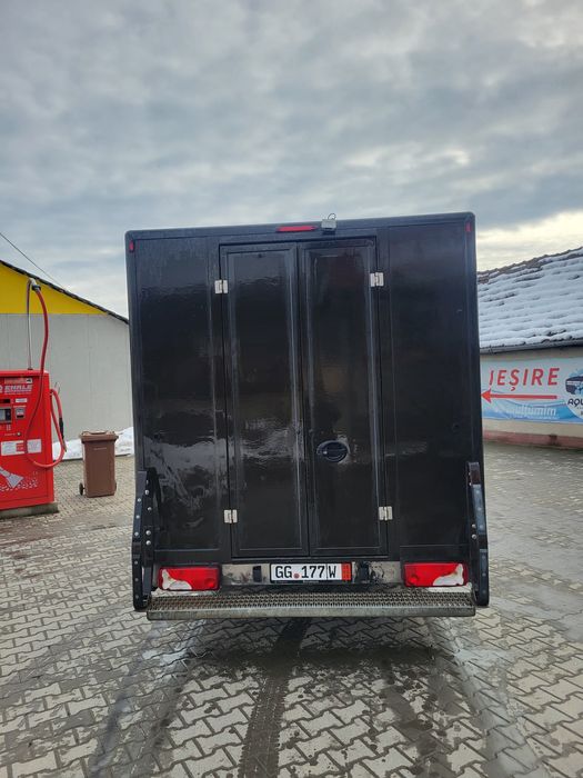 Mercedes Benz Sprinter