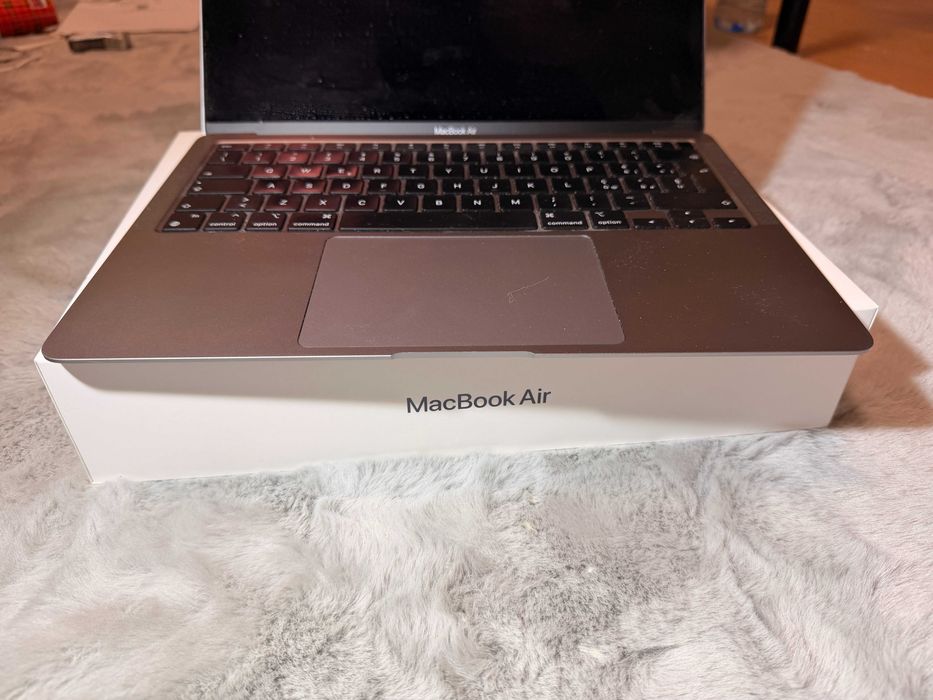 НОВ Apple Macbook Air M1 256GB 8 RAM 13.3" A2337 91%