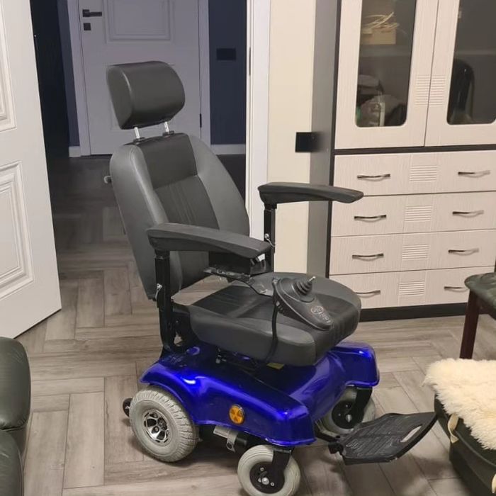 Инвалидная коляска с электроприводом, электроколяска