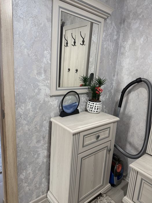 Продам прихожую