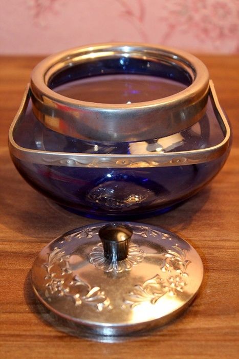 Сахарница советская синяя (кобальтовое стекло и мельхиор ЗиШ)