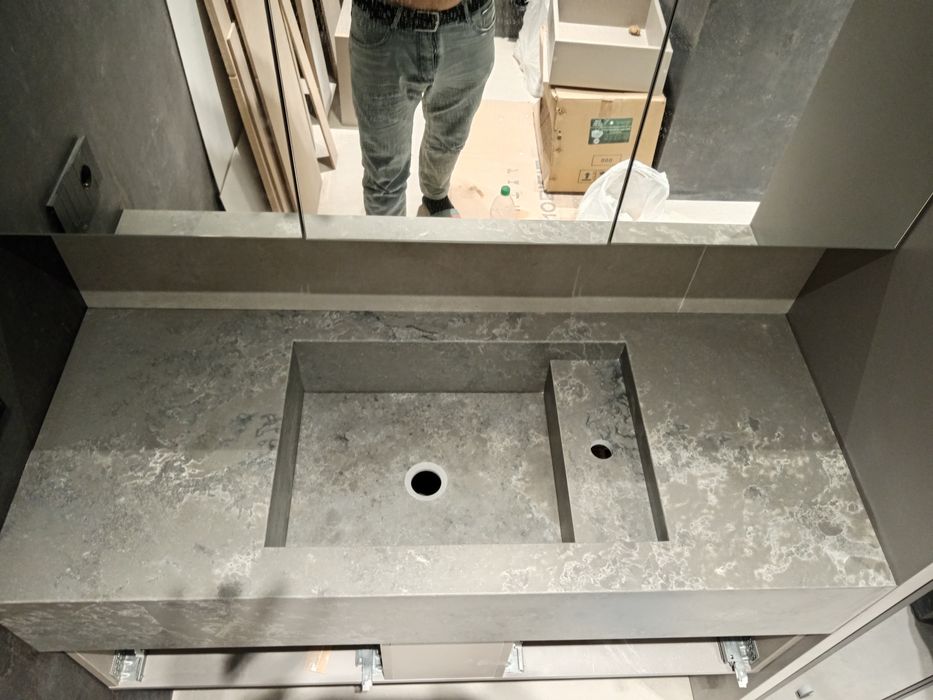 Столешница из искусственный камен