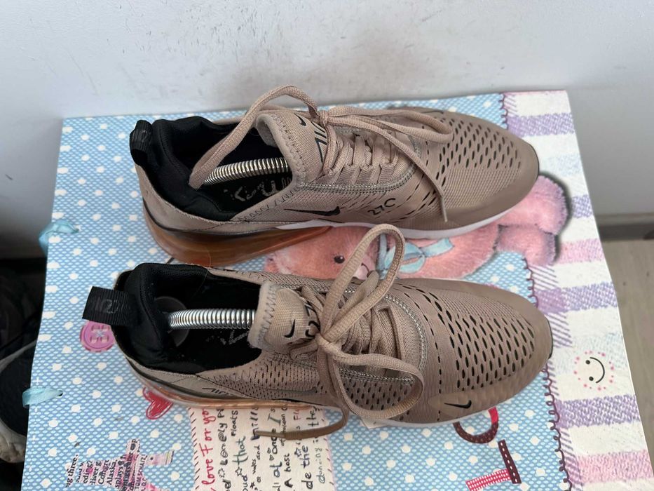 Nike Air Max 270''оригинални маратонки 42 номер