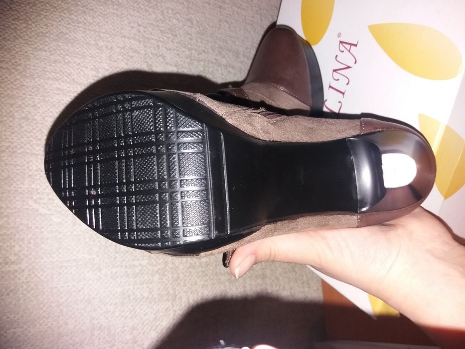 Новые женские ботинки р36