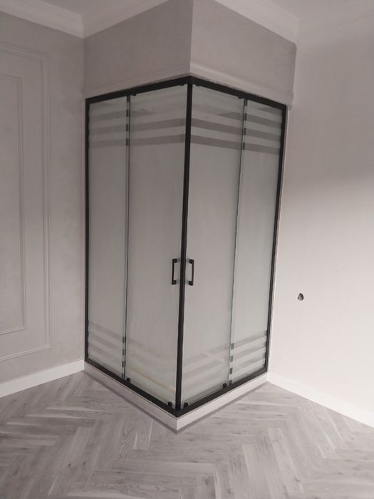 Душавой перегоротка, раздвижные душавые двери