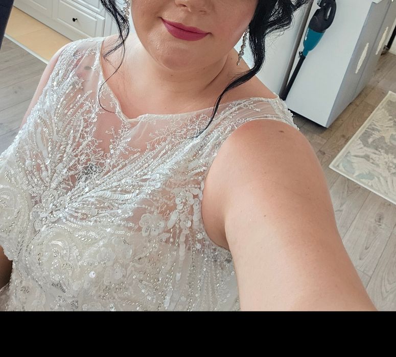 Vand rochie de mireasa