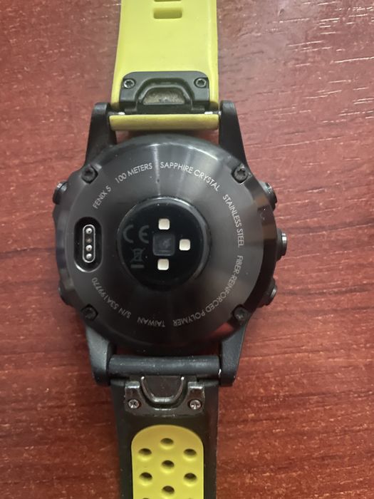 Garmin Fenix 5 Sapphire , ceas GPS sport, multe functii