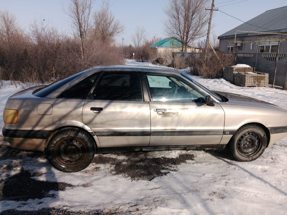 Продам авто Ауди 80 на ходу