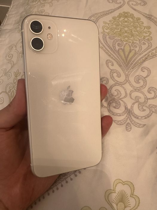Продается Айфон 11