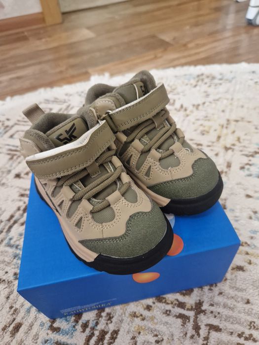 Ботиночки демисезонные