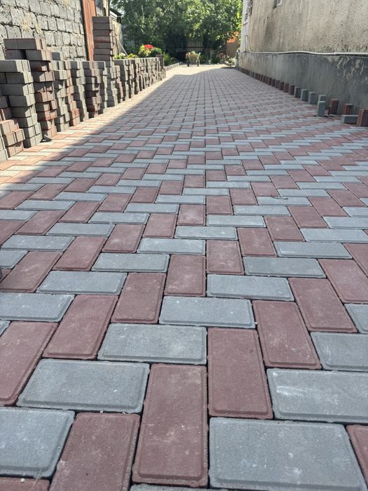 Укладка брусчатки, Тратуарный плитка.