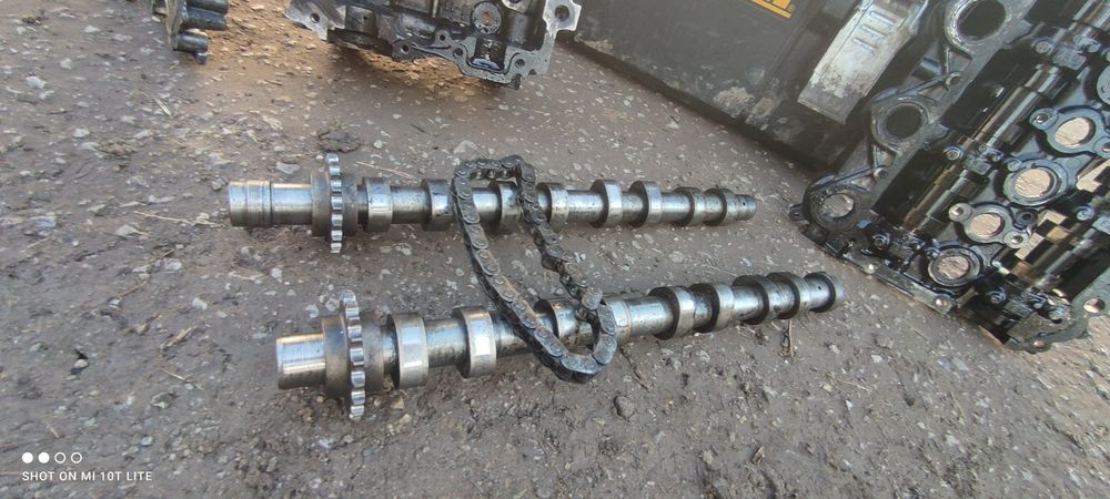 Глава и Валове за 1.6 HDI Форд,Мазда,Пежо, Ситроен,Волво,Фиат Glava