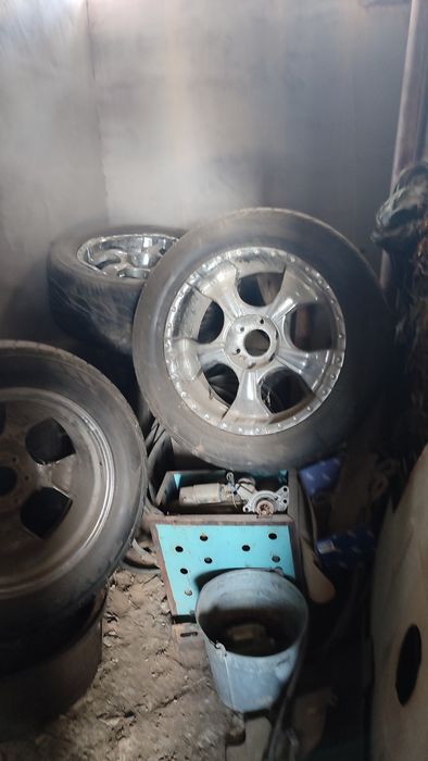 Покрышки вместе с диском