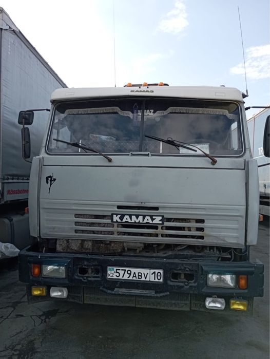 Продам КамАЗ бортовой срочно