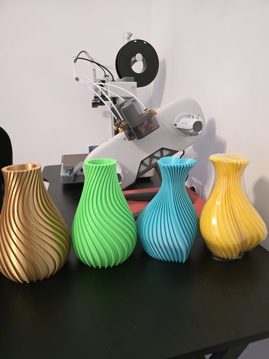 Vaze si brelocuri 3D