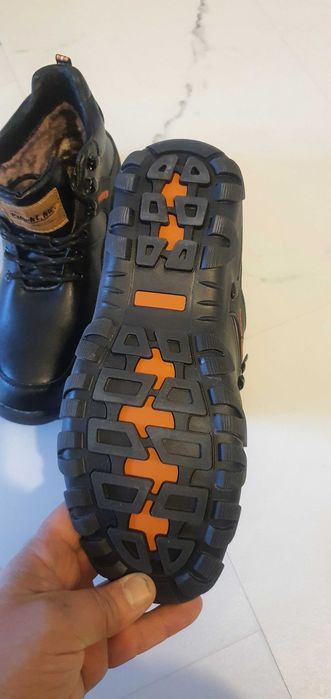 Зимни кожени обувки