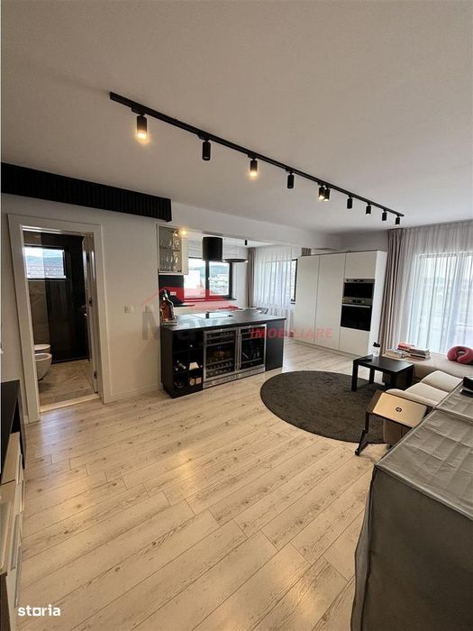 Apartament 3 camere, Ultramodern, zona de Sus