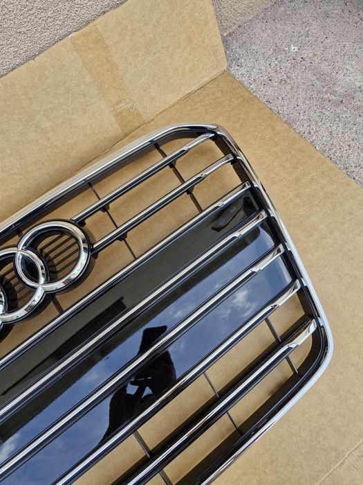 Grila centrala Audi A5 facelift 2011-2016 Noua Originala