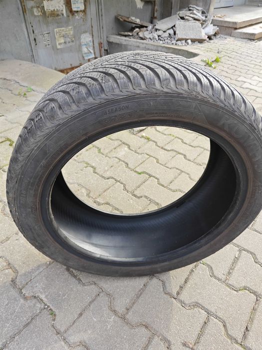 Всесезонна гума Kumho Solus 4S HA32 225/45 R18