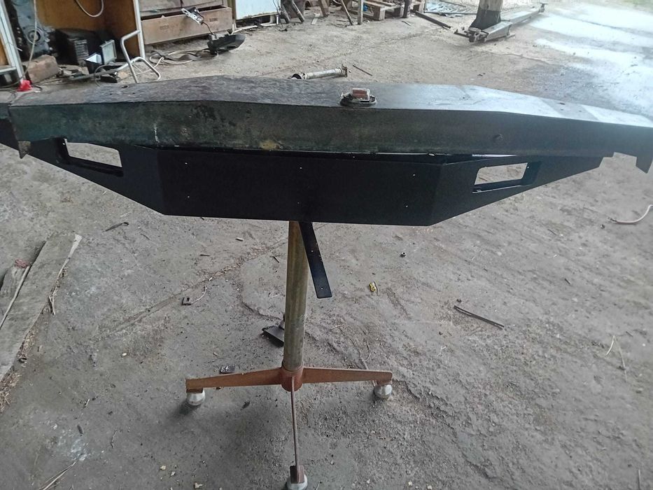 bara fata spate Suzuki