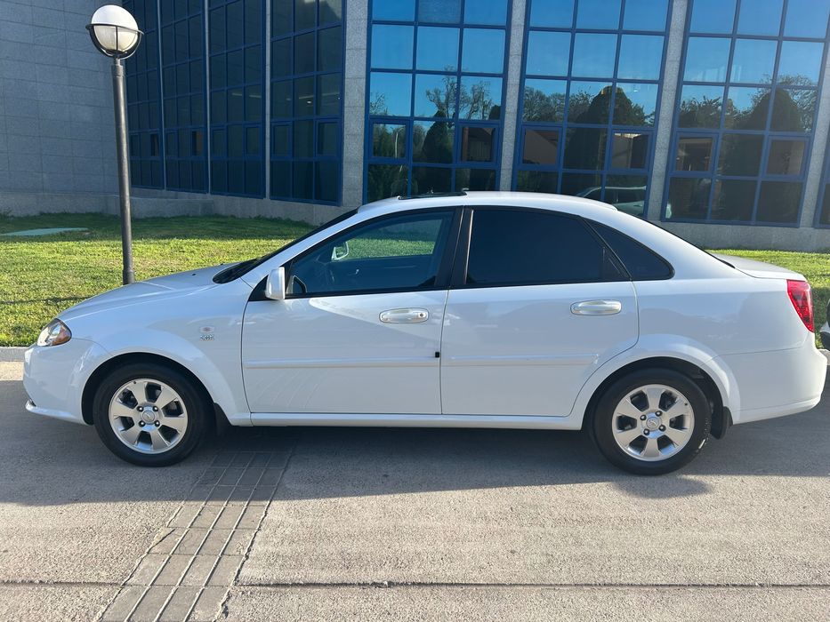 Lacetti Gentra (srochna) 12.800$