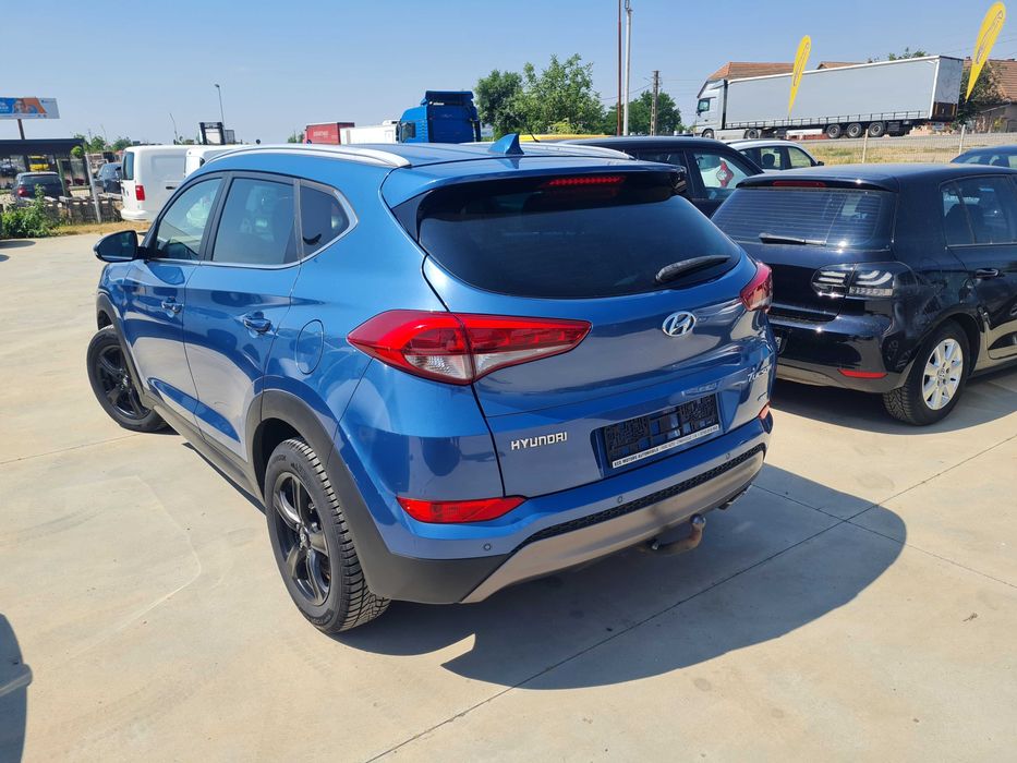 HYUNDAI  Tucson  2.0 CRDI 4X4 an 2016 147.000 km cash sau rate fixe