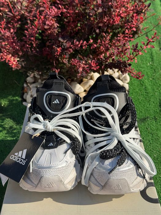 Adidas XLG alb&negru mărimea 36,37,38,39 noi