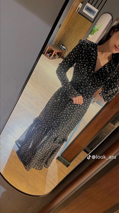 Все платья новые