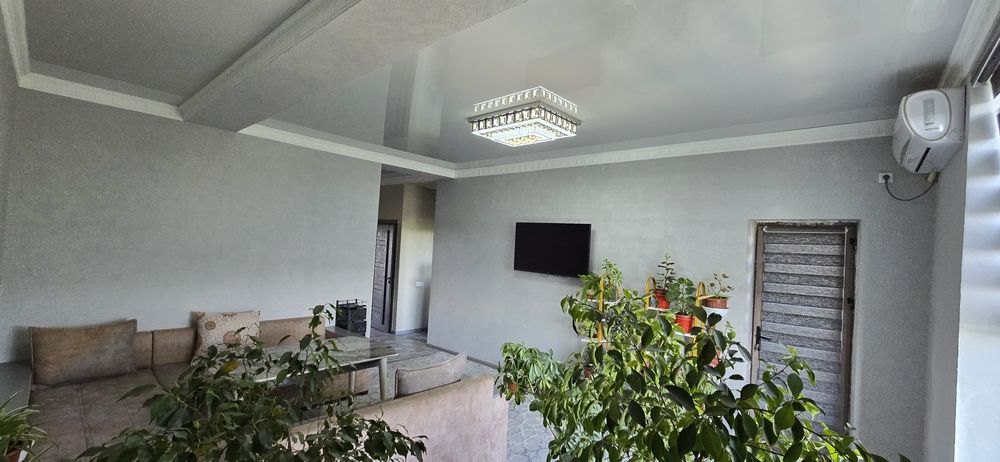 СРОЧНО! Продаётся 3х кв с авторским ремонтом