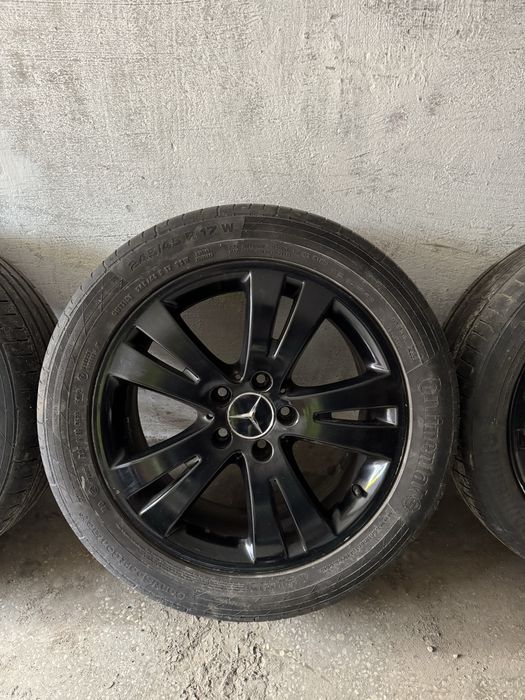 Jante aliaj Mercedes cu anvelope in doua marimi 225 45 r17; 245 45 r17