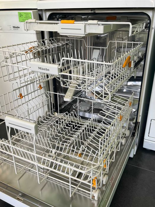 Съдомиялна Miele 60 см G6200SC | Auto Open | 14 комплекта