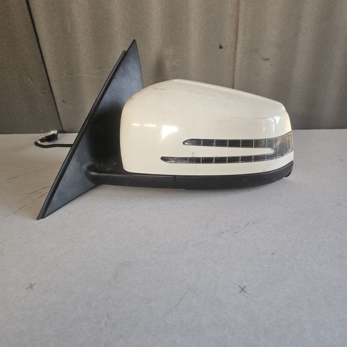 Ляво огледало мерцедес w204