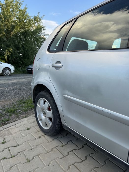 VOLKSWAGEN Polo 0 — imagine 4