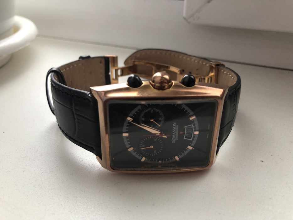 Часы Romanson.