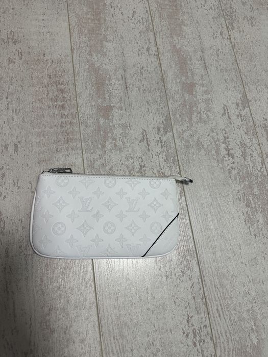 LV wallet, white