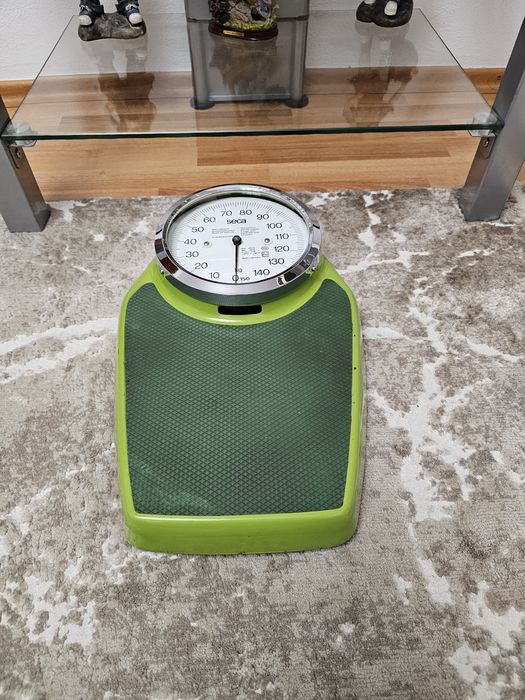 Cântar Vintage SECA 140 KG în stare foarte bună