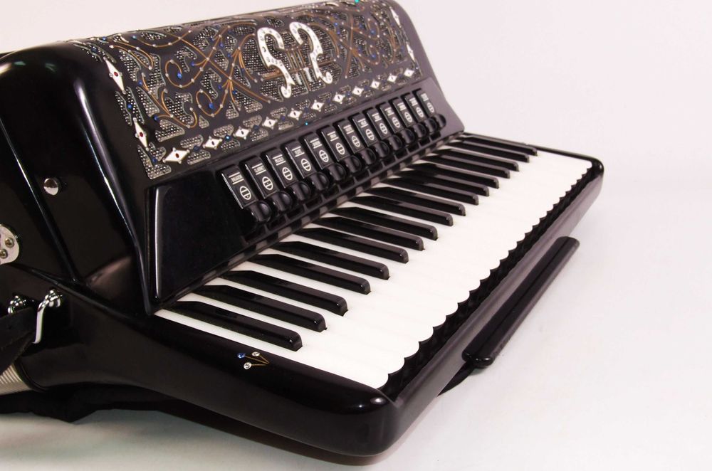 Acordeon profesional DEGA Timantti, Made in Italy (Castelfidardo) NOU