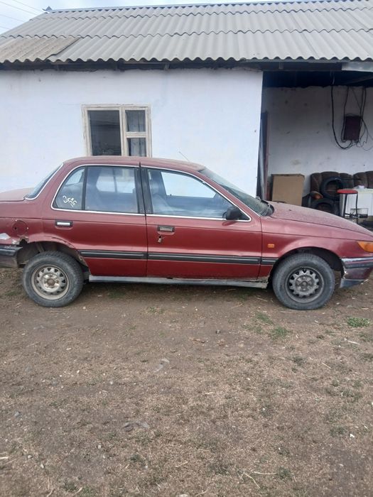 Митсубиси лансер срочно продам на ходу