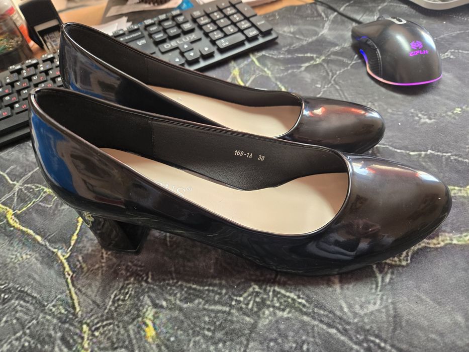 Туфли 38 размер...