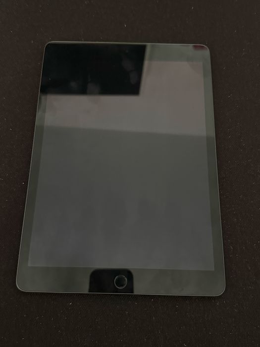 Apple iPad 9 (Generația a 9-a, Ecran 10.2")